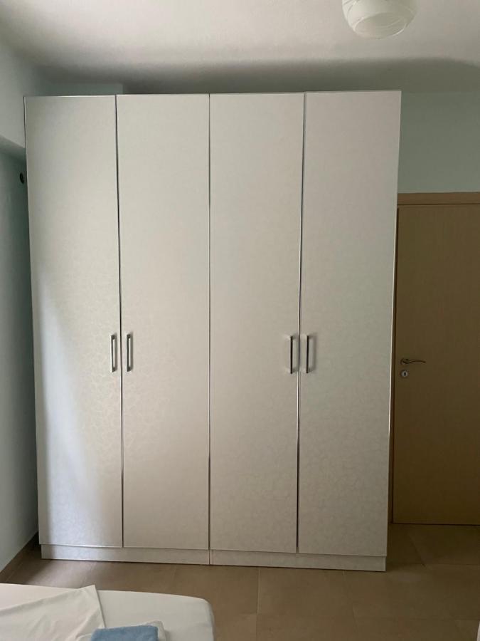 Xhulio Apartments Σαράντα Εξωτερικό φωτογραφία