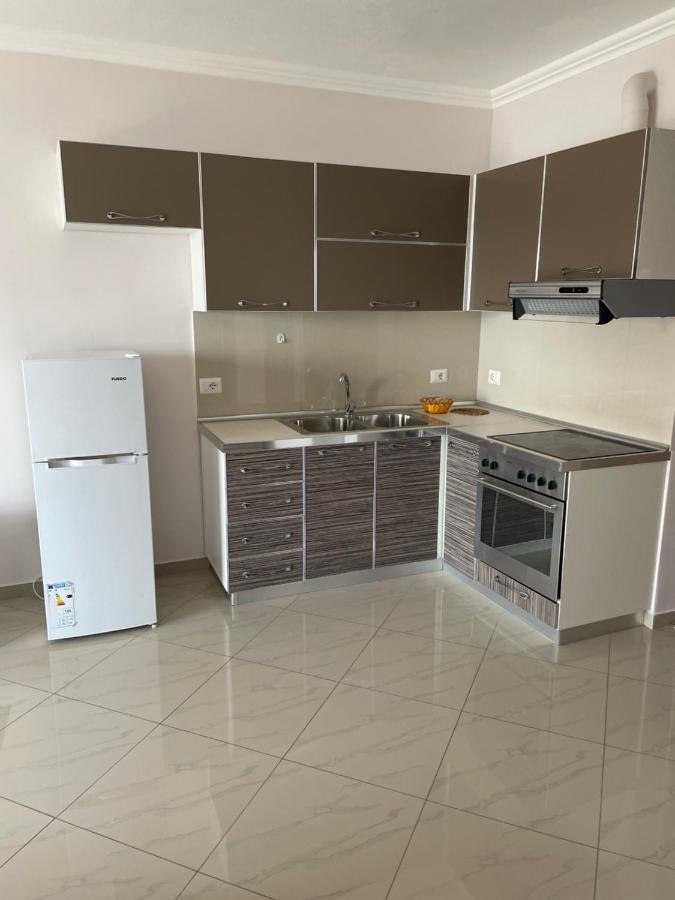 Xhulio Apartments Σαράντα Εξωτερικό φωτογραφία