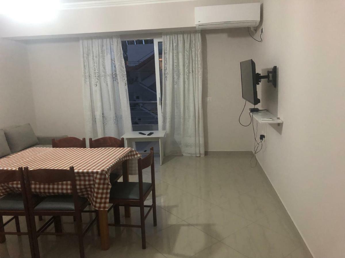 Xhulio Apartments Σαράντα Εξωτερικό φωτογραφία